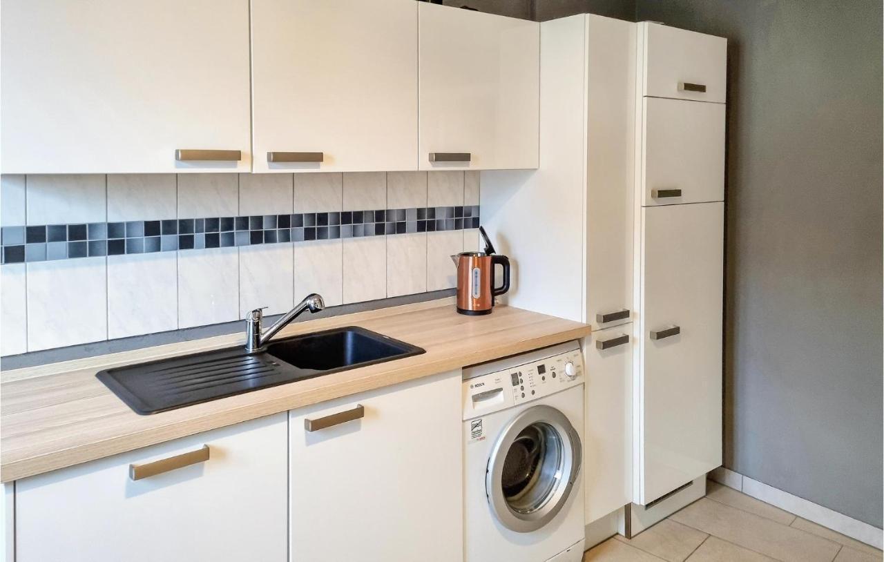 2 Bedroom Cozy Apartment In Kloetze Klotze Exterior photo